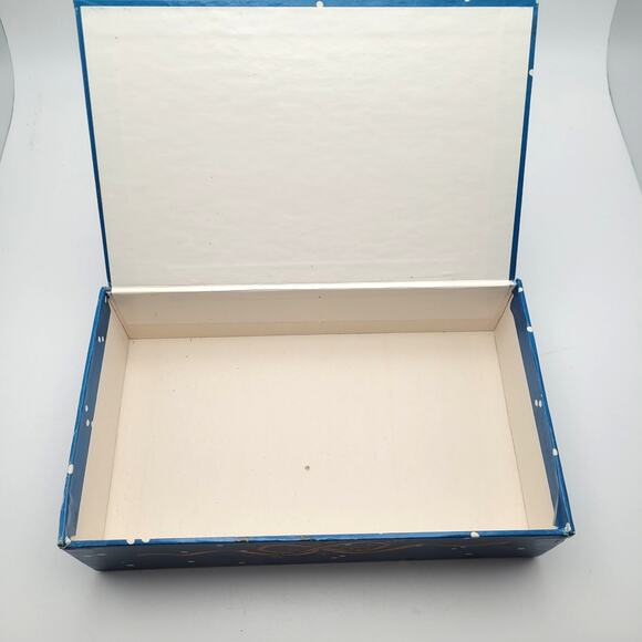 Vintage Blue Pencil Box Animals in Snow Hinged Lid Stationery Storage Old School - Picture 6 of 11